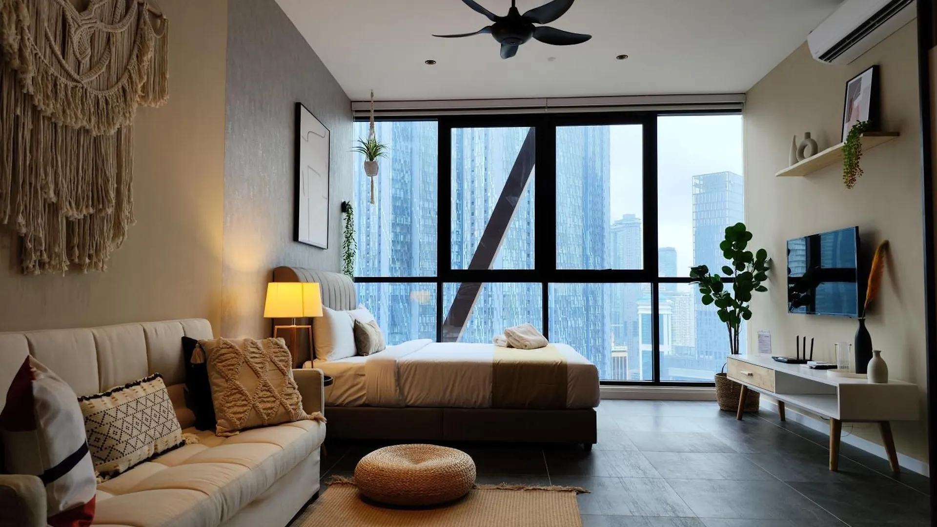 Scarletz Klcc By Starwood Lux Aparthotel Kuala Lumpur